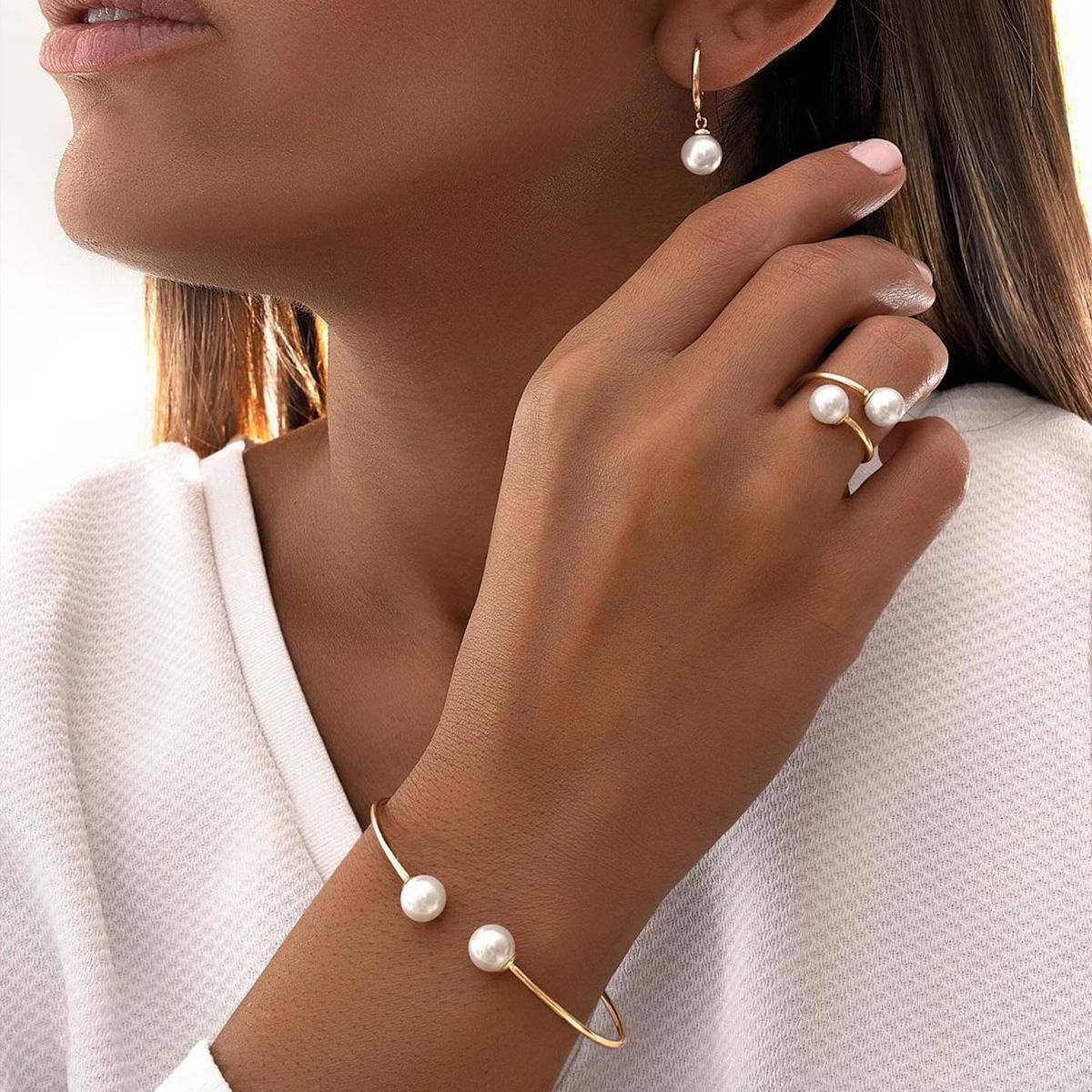 JEWELRIES
